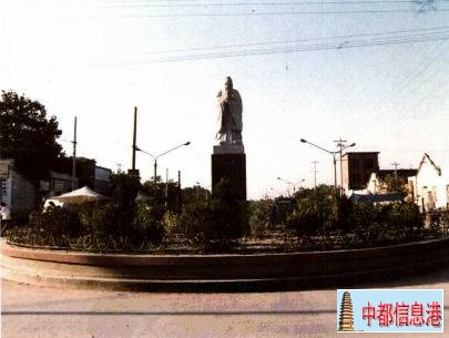 孔子像