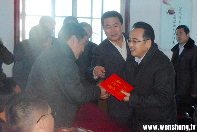 县总工会开展元旦春节“送温暖”系列慰问活动