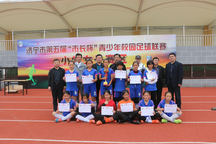 县第六实验小学_1.jpg