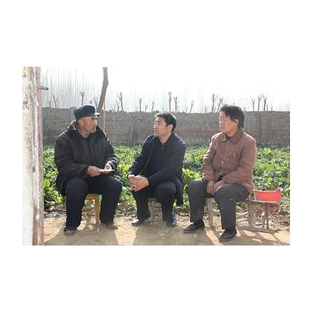 汶上人民法院赵贵龙院长对部分特困申请执行人进行走访慰问