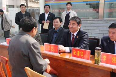 汶上组织全县政法机关开展联合接访活动