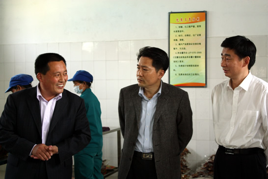 汶上县委副书记刘永献到次丘镇督导调研联系村和企业各项工作开展情况