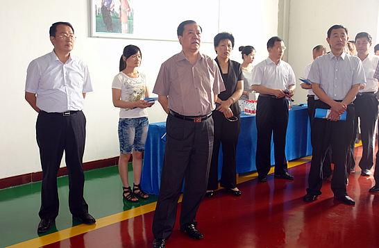 安徽省砀山县县委书记、县人大常委会主任张祥根率党政考察团来汶上县参观考察