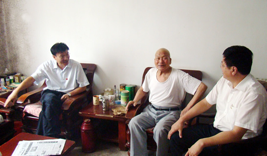 汶上县委副书记、县长孙琪看望慰问离休老干部