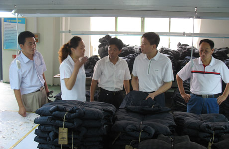 汶上县总工会主席陈波到苑庄镇、义桥镇督导“六好”乡镇工会建设工作