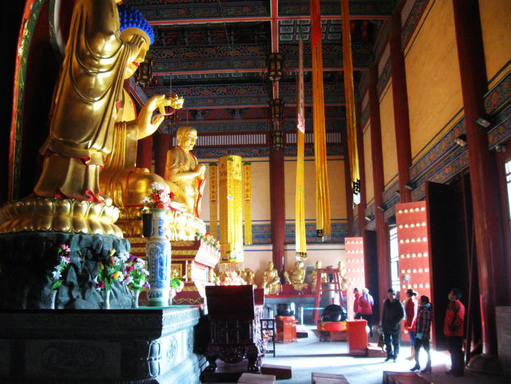 实拍佛都汶上大宝相寺的“悟空佛牙” - 张子涵 - 张子涵的博客
