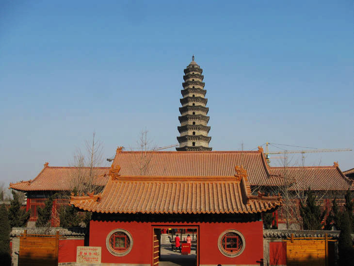 实拍佛都汶上大宝相寺的“悟空佛牙” - 张子涵 - 张子涵的博客