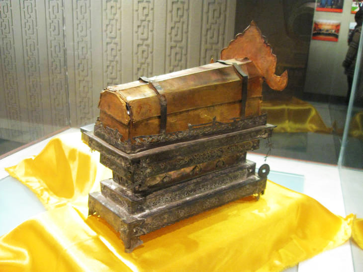 实拍佛都汶上大宝相寺的“悟空佛牙” - 张子涵 - 张子涵的博客