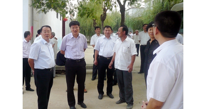 汶上汶上县领导赵东升，孙琪，侯典峰督导检查生态文明乡村建设工作