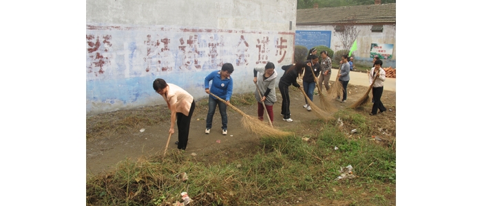 汶上县妇联开展“节日树新风，创城添光彩”活动