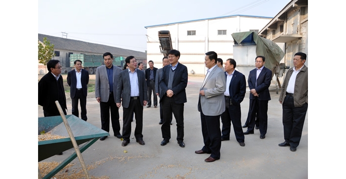 山东省粮食局副局长李伟来汶上县督导检查秋粮收购工作