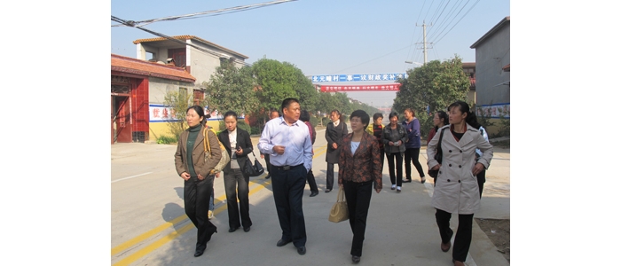 汶上县义桥镇妇联前往曲阜市参观学习环境治理进家庭先进工作经验和做法