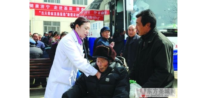 济宁市第一人民医院到汶上县南站镇刘铺村，开展“万名保健医生进农户活动对口帮扶”活 ...