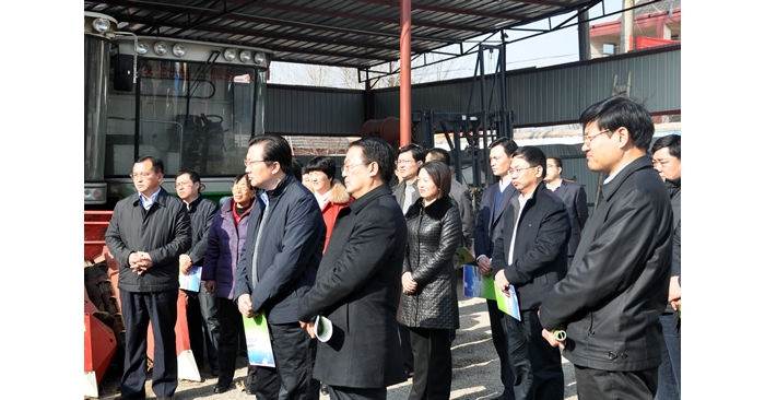 济宁市委常委、组织部长何思清率全市观摩团来汶上县观摩指导工作