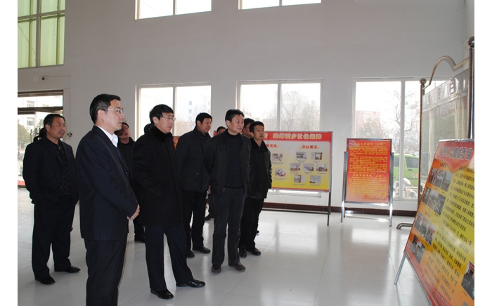 济宁市总工会副主席王厚忠对汶上县“六好乡镇工会”创建工作进行检查验收