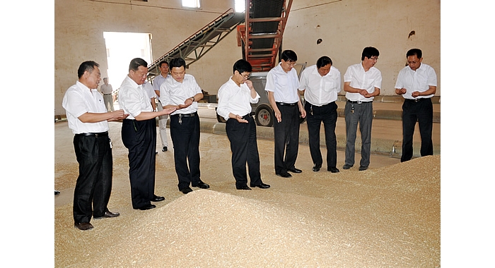 济宁副市长张继民到汶上县直属粮库、杨店粮所、寅寺粮所及督导检查