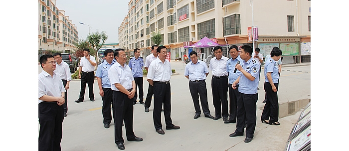 韩军来汶上县视察所包保项目辰欣药业建设进展情况和社会治安管理工作