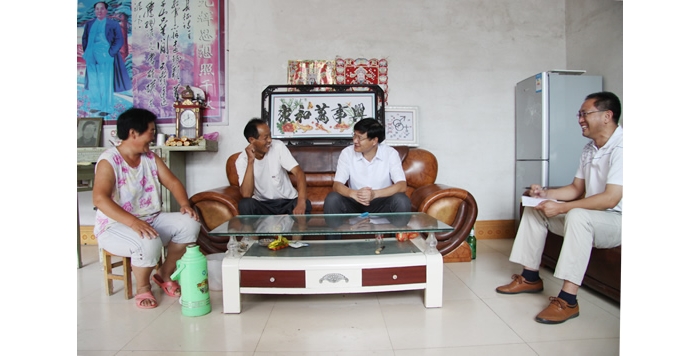 汶上县委副书记、县长孙琪到联系点康驿镇刘王庄村调研