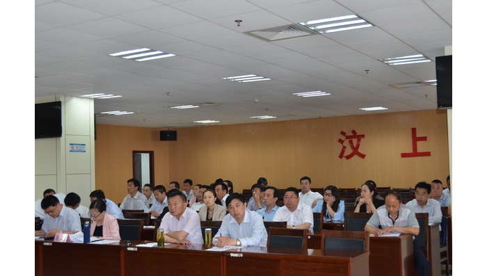 汶上县收听收看全市高考中考招生工作电视会议
