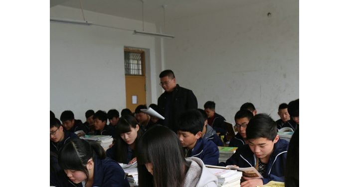 “师德典型在身边”——汶上县高级职业技术学校教师刘安元