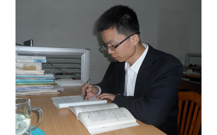 “师德典型在身边”——汶上县第一实验中学教师韦修明