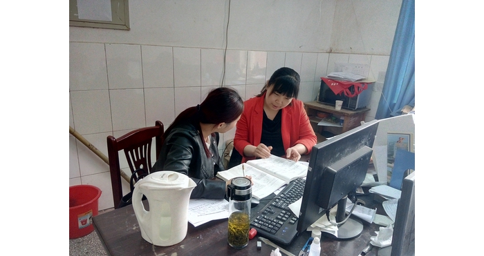 “师德典型在身边”——汶上县第二实验中学教师李桂芬