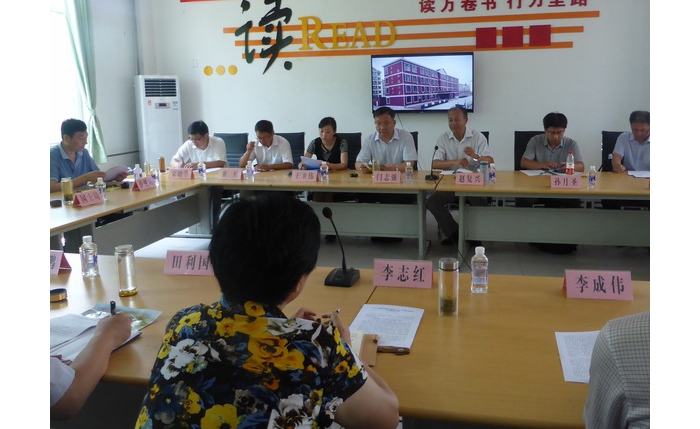 省督查组到我县督查解决城镇普通中小学大班额问题