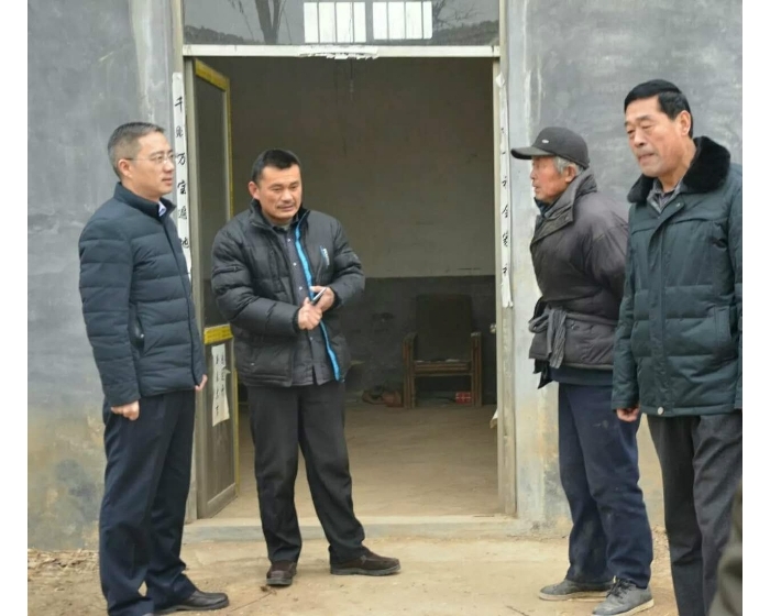汶上县人民政府 工作动态 汶上县人社局开展2018年春节集中走访慰问困难群众活动