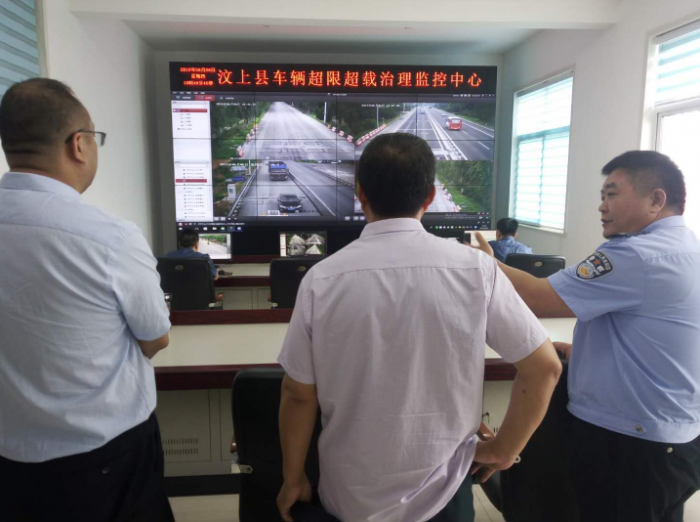 汶上县人民政府 部门动态 市治超办督察组来汶上县督导检查车辆超限超载治理工作