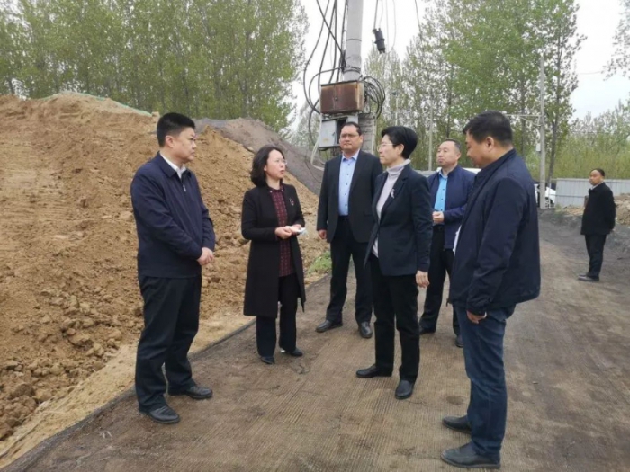 县委书记李志红督导检查增减挂钩工作