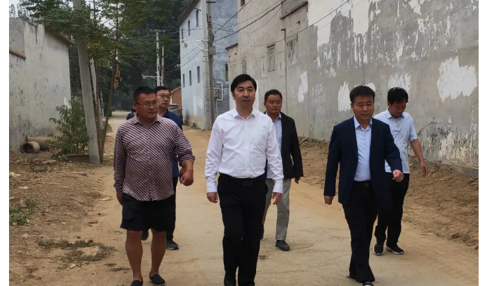 县委副书记王昌贯到次邱镇督导农村人居环境整治工作