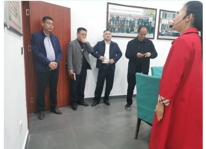 市委宣传部副县级干部林群一行到次邱镇调研新时代文明实践工作